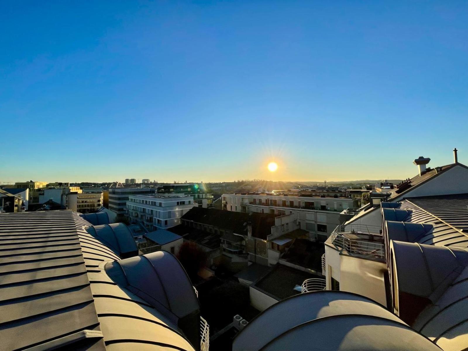 Lux Penthouse - Office, Terrace, Gym & Parking Apartment Luxemburg Exterior foto