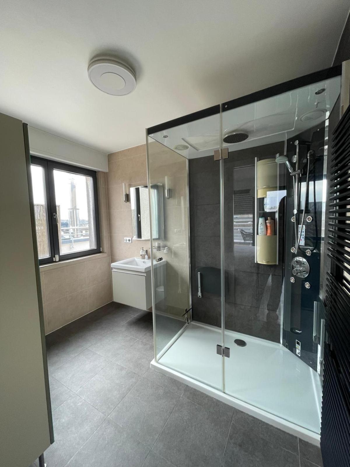 Lux Penthouse - Office, Terrace, Gym & Parking Apartment Luxemburg Exterior foto